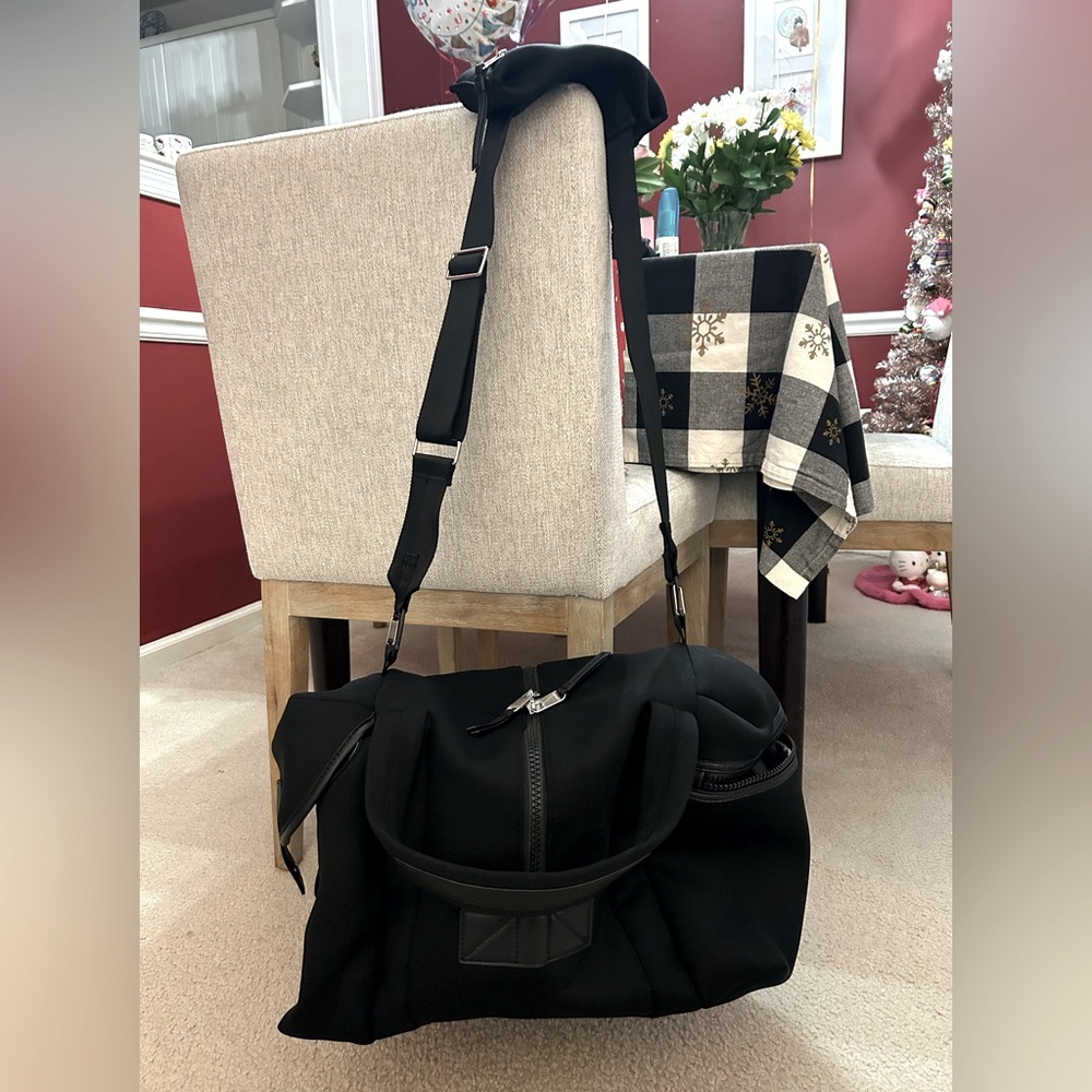 Allyson Felix x Athleta Duffle Bag (NWOT)